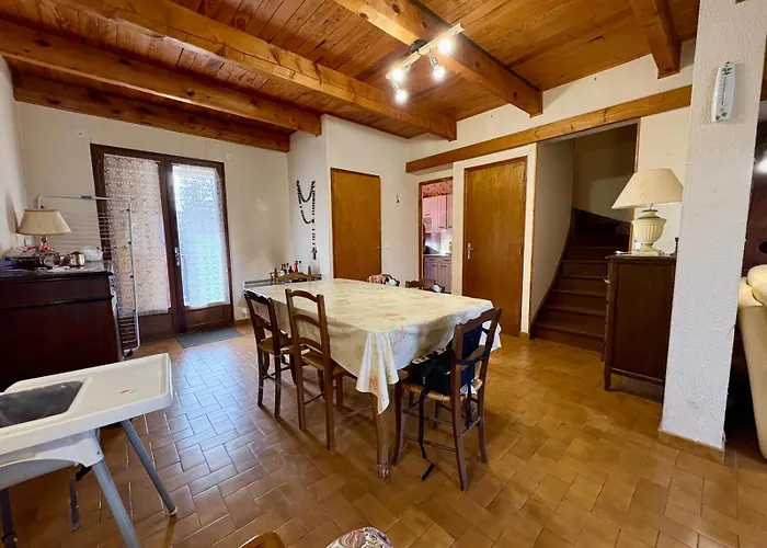 Maison Dans Quartier Calme شاليه